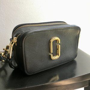 MARC JACOBS The Softshot 21 - Black Leather